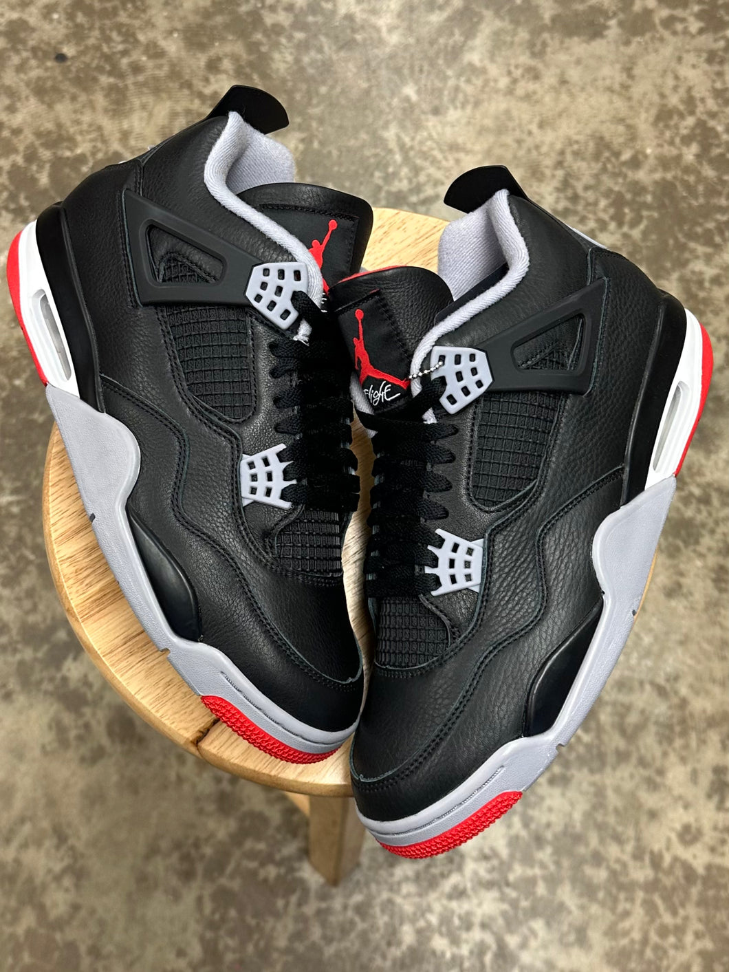 (DS) Jordan 4 Bred Reimagined (10.5)