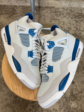 Load image into Gallery viewer, Jordan 4 Military Blue (12)
